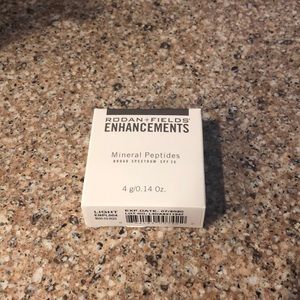 Rodan and Fields Mineral Peptides- Light- NIB